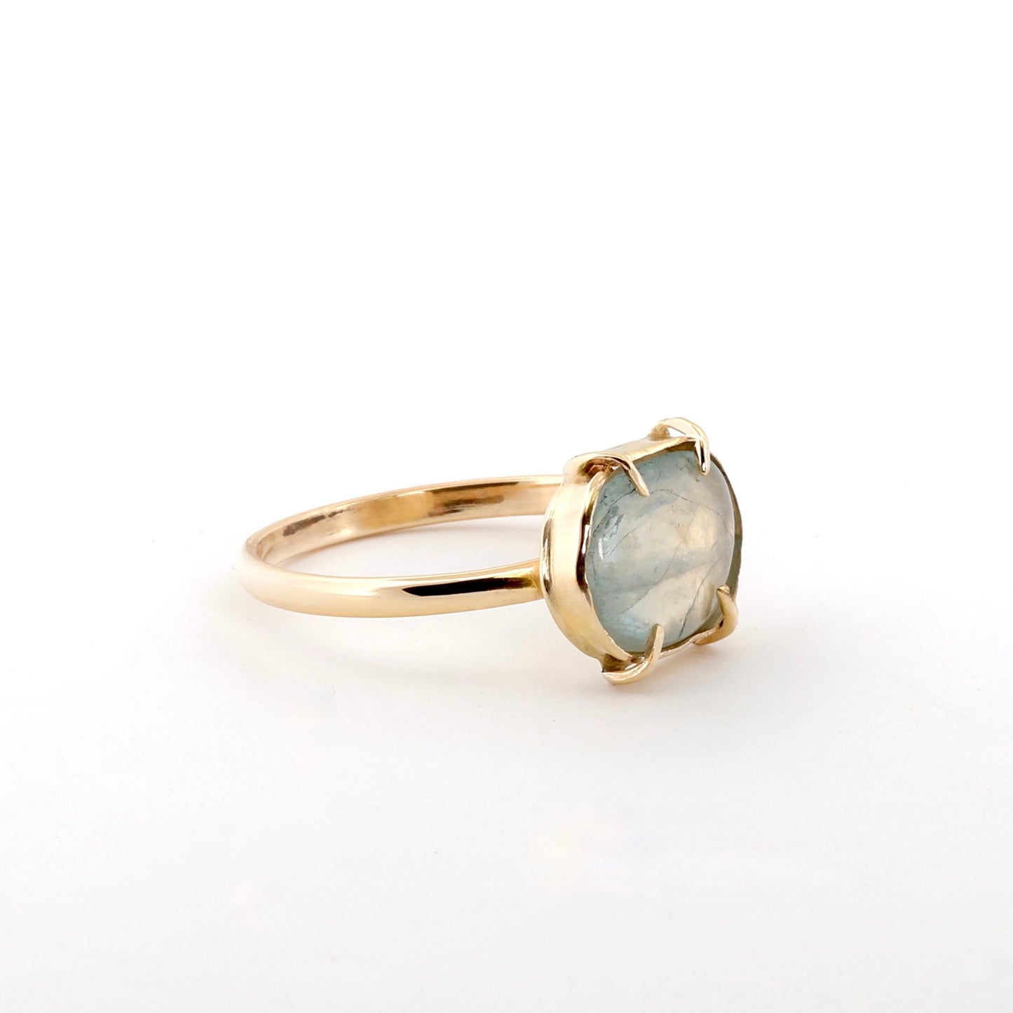 14k Gold and Aquamarine ring