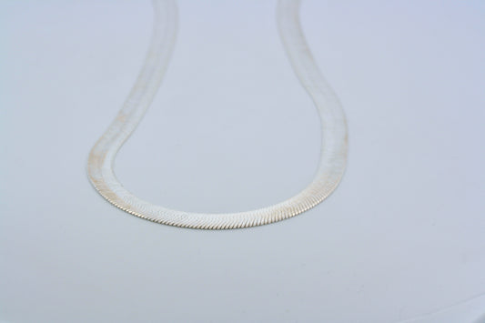 20" flat herringbone chain