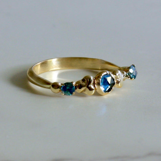 14k yellow gold sapphire ring