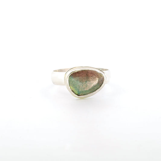 Labradorite and Sterling Silver Ring